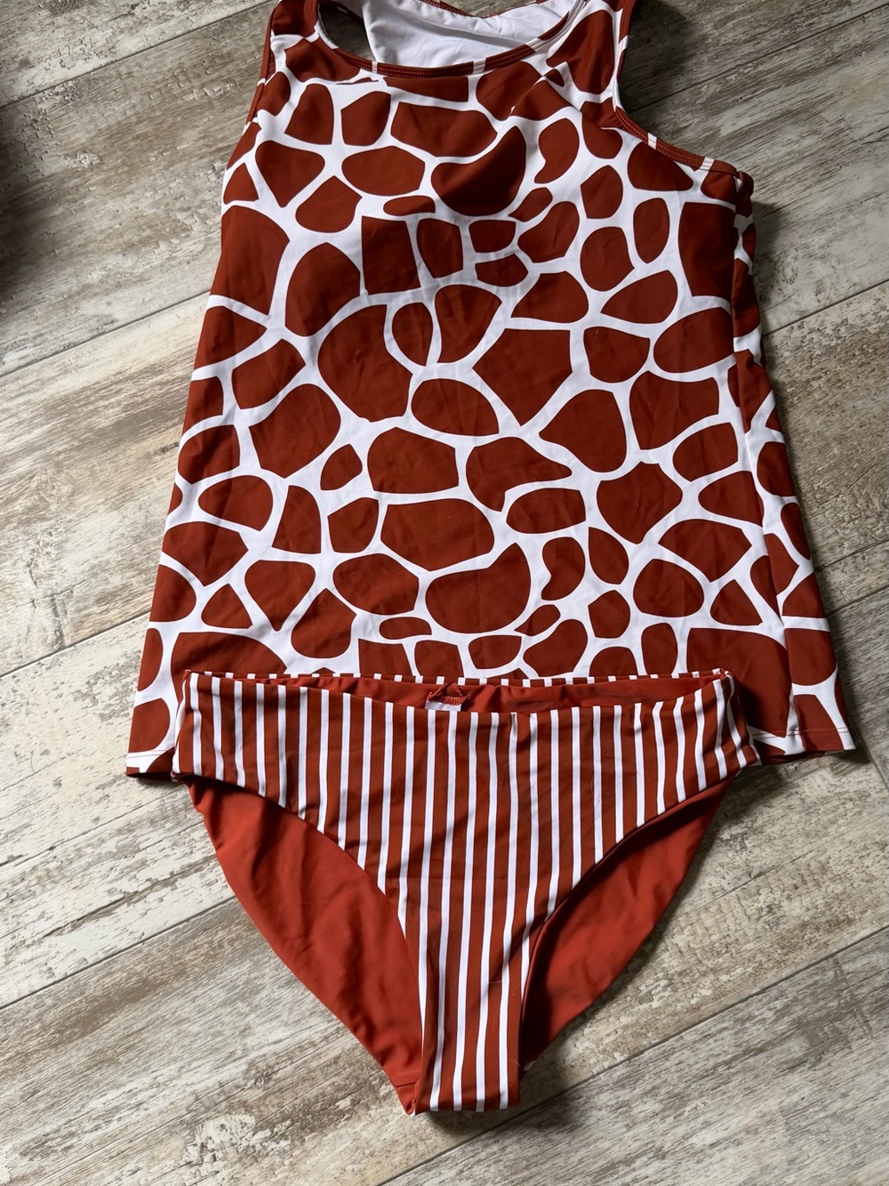 Rust & White Patterned Women’s Tankini Swim Set